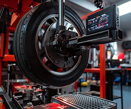 https://ltc.com.tr/wp-content/uploads/2026/04/Car-Service-Equipments.jpg